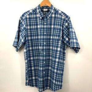 Columbia Short Sleeved Casual Button Down Shirt Size LT Blue and White